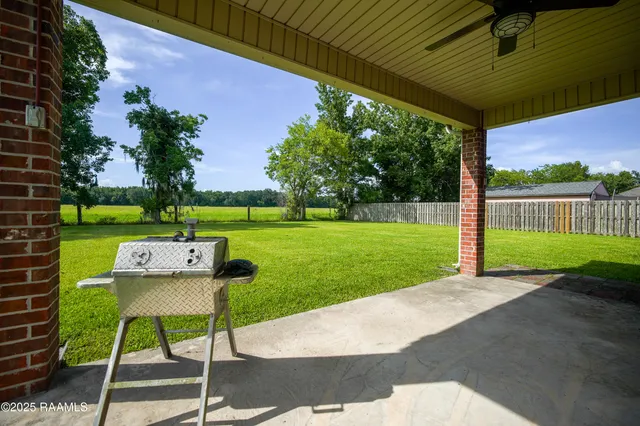 $295,000 | 447 Sugar Trail Street, Houma, LA 70364