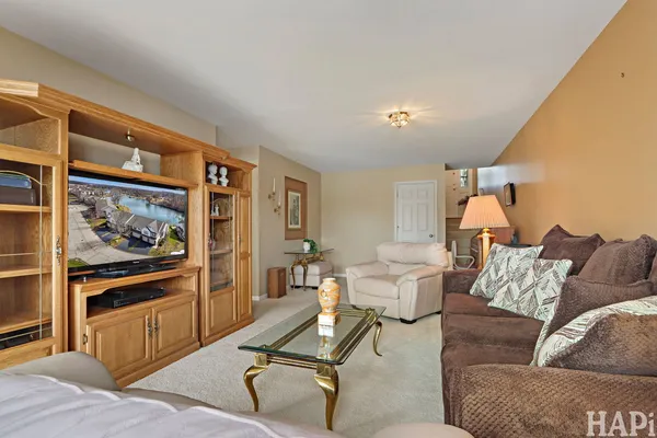 $300,000 | 1167 North Oakwood Drive, Unit 323, Fox Lake, IL 60020