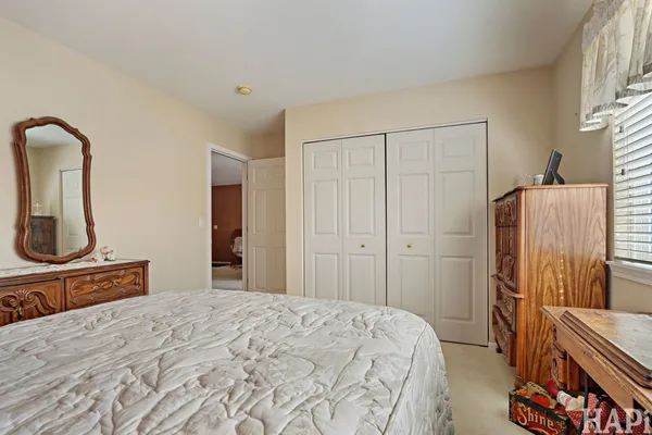 $300,000 | 1167 North Oakwood Drive, Unit 323, Fox Lake, IL 60020
