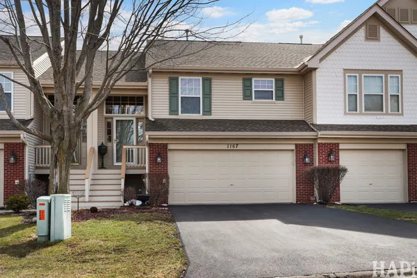 $300,000 | 1167 North Oakwood Drive, Unit 323, Fox Lake, IL 60020