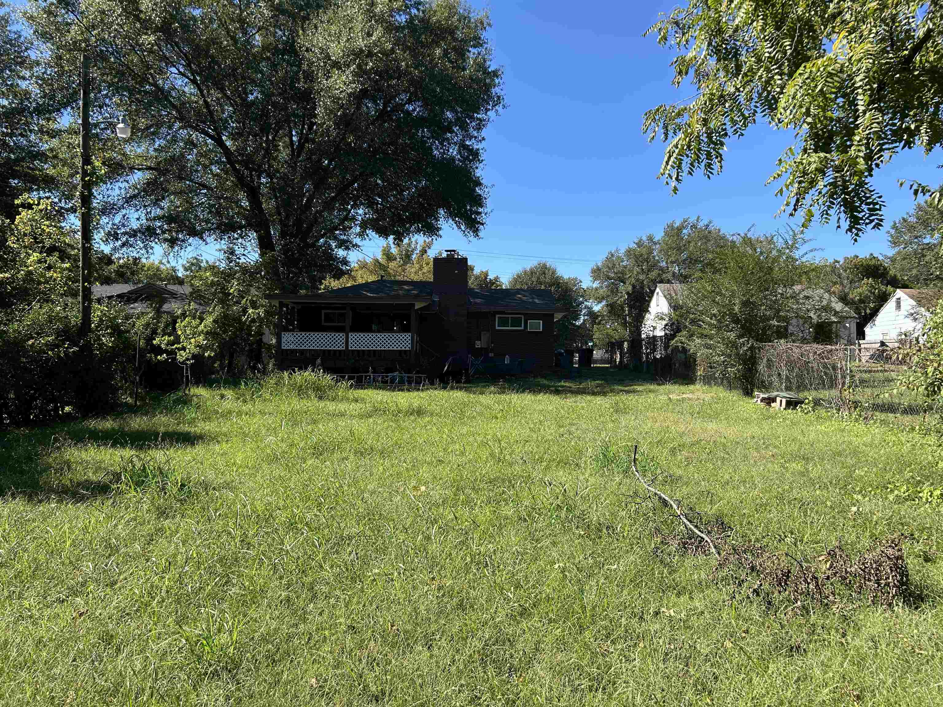 3158 Ford Road Memphis, TN 38109 - Photo 22 of 22 a view of a couches in a backyard