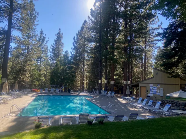 a view of a tennis court