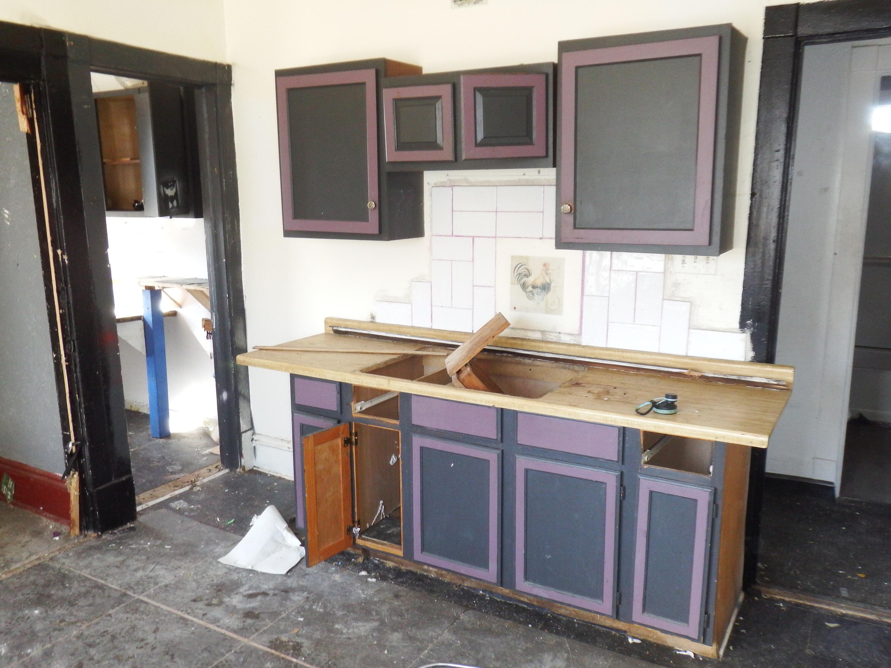 1105 West Keefe Avenue, Unit 1107 Milwaukee, WI 53206 - Photo 15 of 15 kitchen