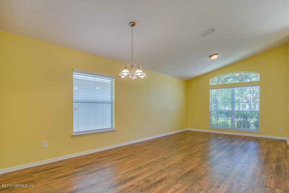 1243 Splendid Ravine Street St. Augustine, FL 32092 - Photo 7 of 28 1243 Splendid Ravine Great Rm from kitch