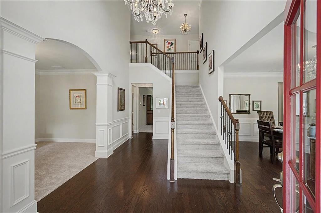 811 Ravenstone Way Canton, GA 30115 - Photo 5 of 39
