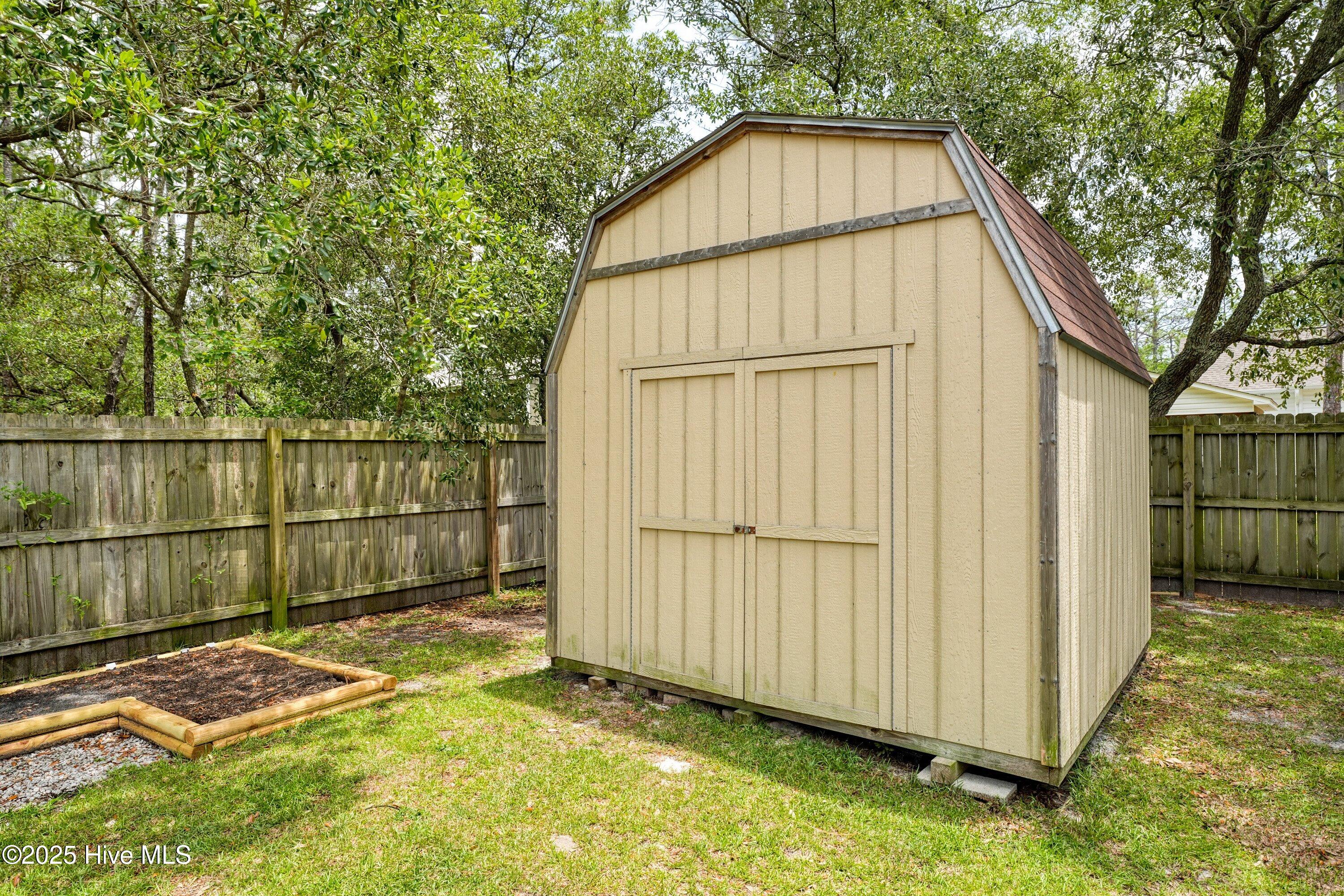 498 Edgewood Road Southport, NC 28461 - Photo 28 of 46 29-a7401997_skyvue