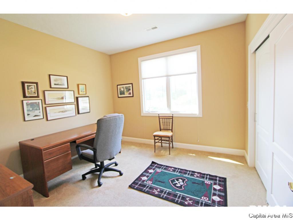 804 Colorado Court Springfield, IL 62711 - Photo 17 of 36