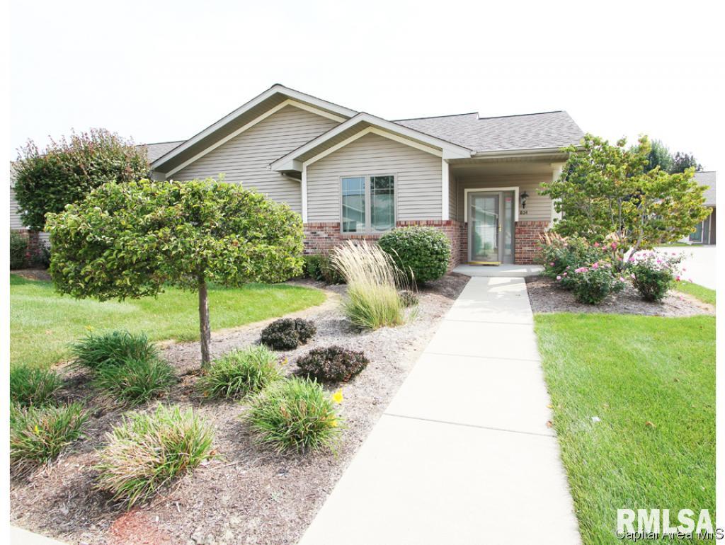 804 Colorado Court Springfield, IL 62711 - Photo 2 of 36