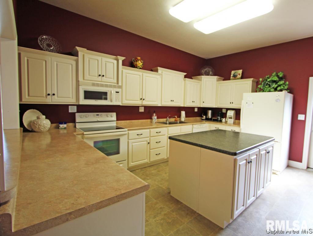 804 Colorado Court Springfield, IL 62711 - Photo 30 of 36