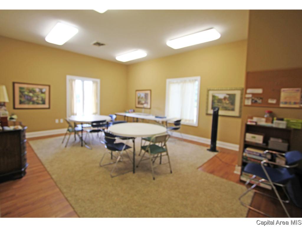 804 Colorado Court Springfield, IL 62711 - Photo 31 of 36