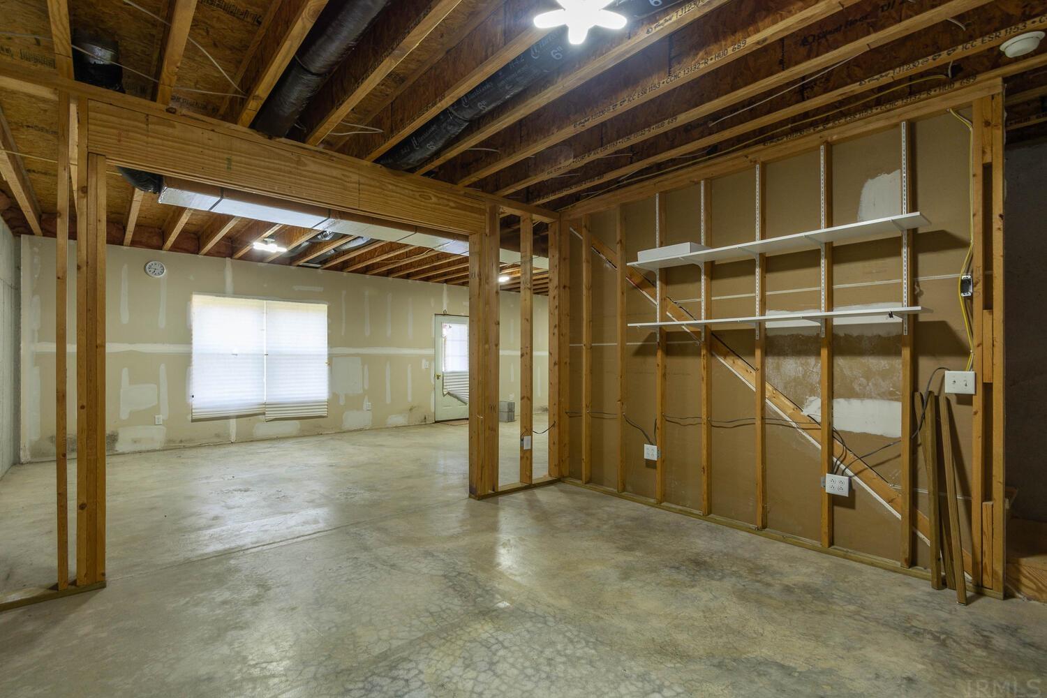 5461 West Bedrock Road Bloomington, IN 47403 - Photo 31 of 36 Gallery Image 31