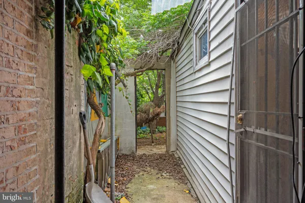 $700,000 | 1524 6th Street Northwest, Washington, DC 20001