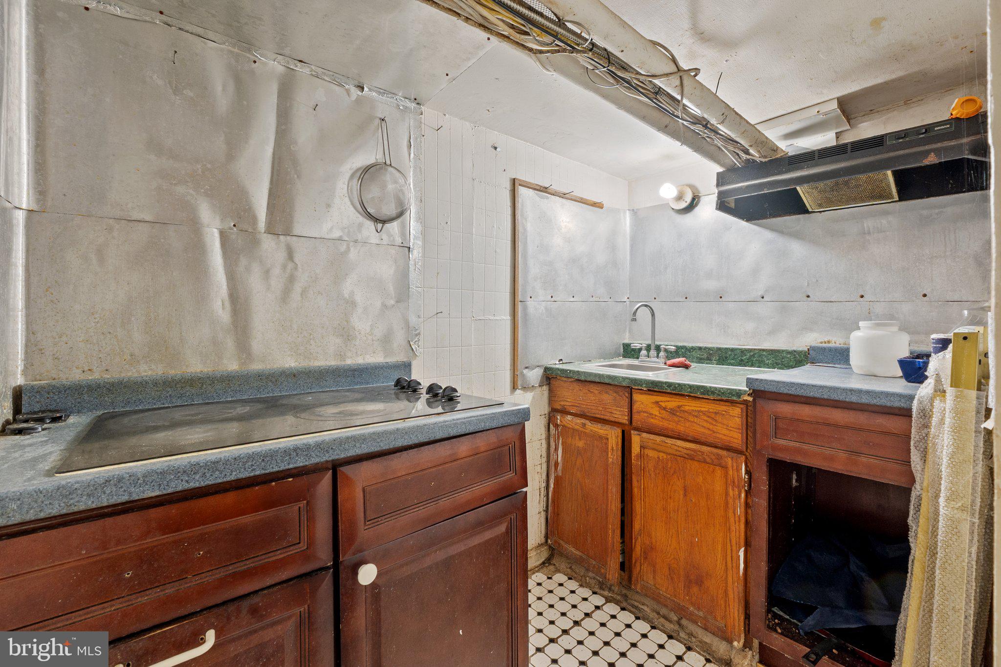 1524 6th Street Northwest Washington, DC 20001 - Photo 20 of 34