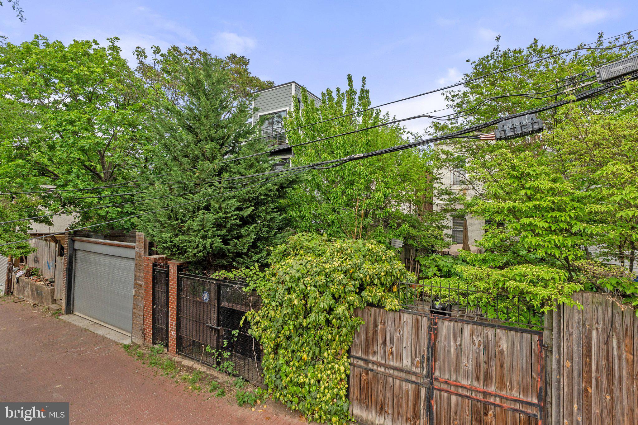 1524 6th Street Northwest Washington, DC 20001 - Photo 25 of 34