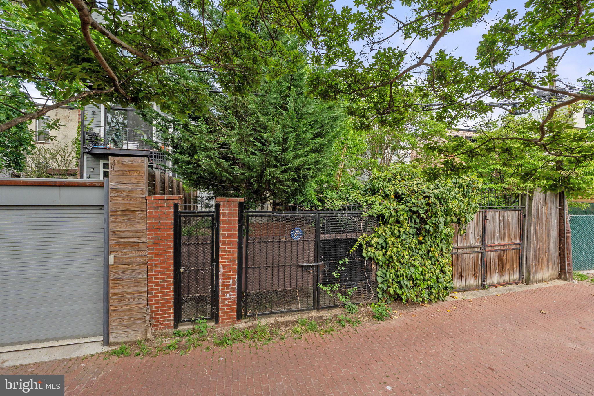 1524 6th Street Northwest Washington, DC 20001 - Photo 26 of 34