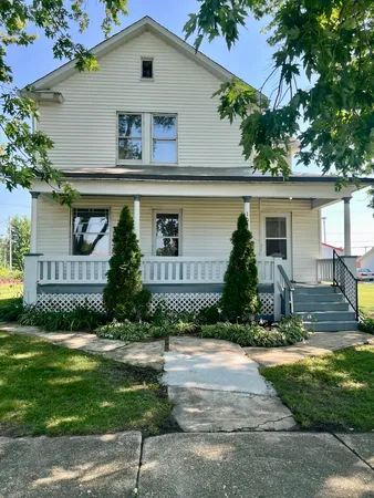 $130,000 | 107 Palmer Street, Thawville, IL 60968