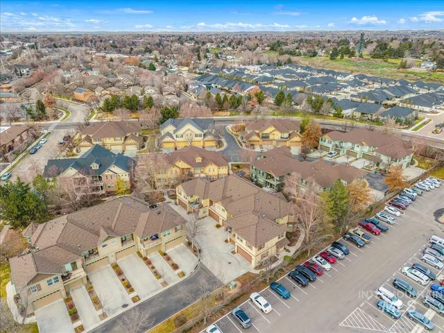 $385,000 | 1262 East Winding Creek Drive, Eagle, ID 83616