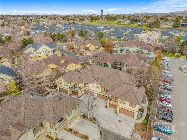 $385,000 | 1262 East Winding Creek Drive, Eagle, ID 83616