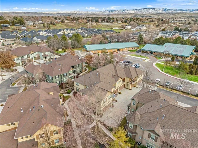 $385,000 | 1262 East Winding Creek Drive, Eagle, ID 83616