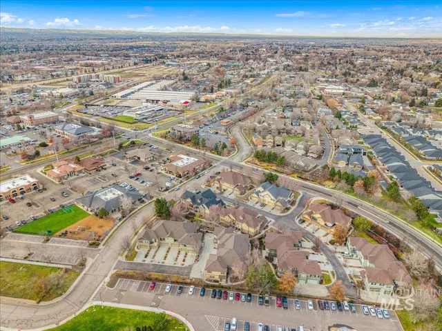 $385,000 | 1262 East Winding Creek Drive, Eagle, ID 83616