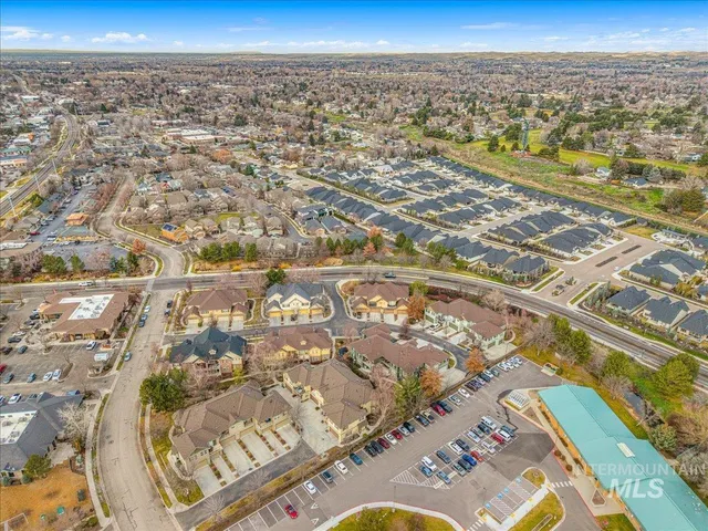 $385,000 | 1262 East Winding Creek Drive, Eagle, ID 83616