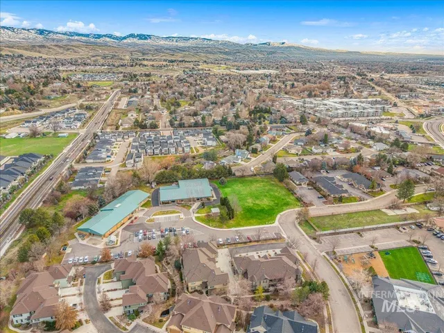 $385,000 | 1262 East Winding Creek Drive, Eagle, ID 83616