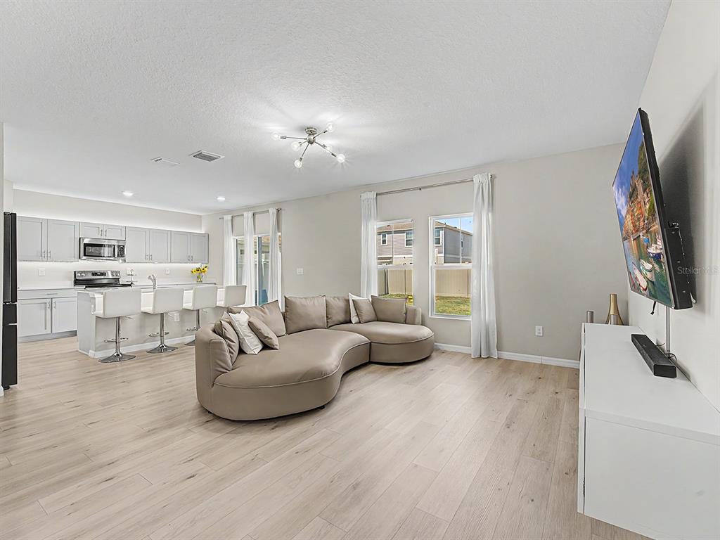 7587 Starflower Way Wesley Chapel, FL 33545 - Photo 5 of 39