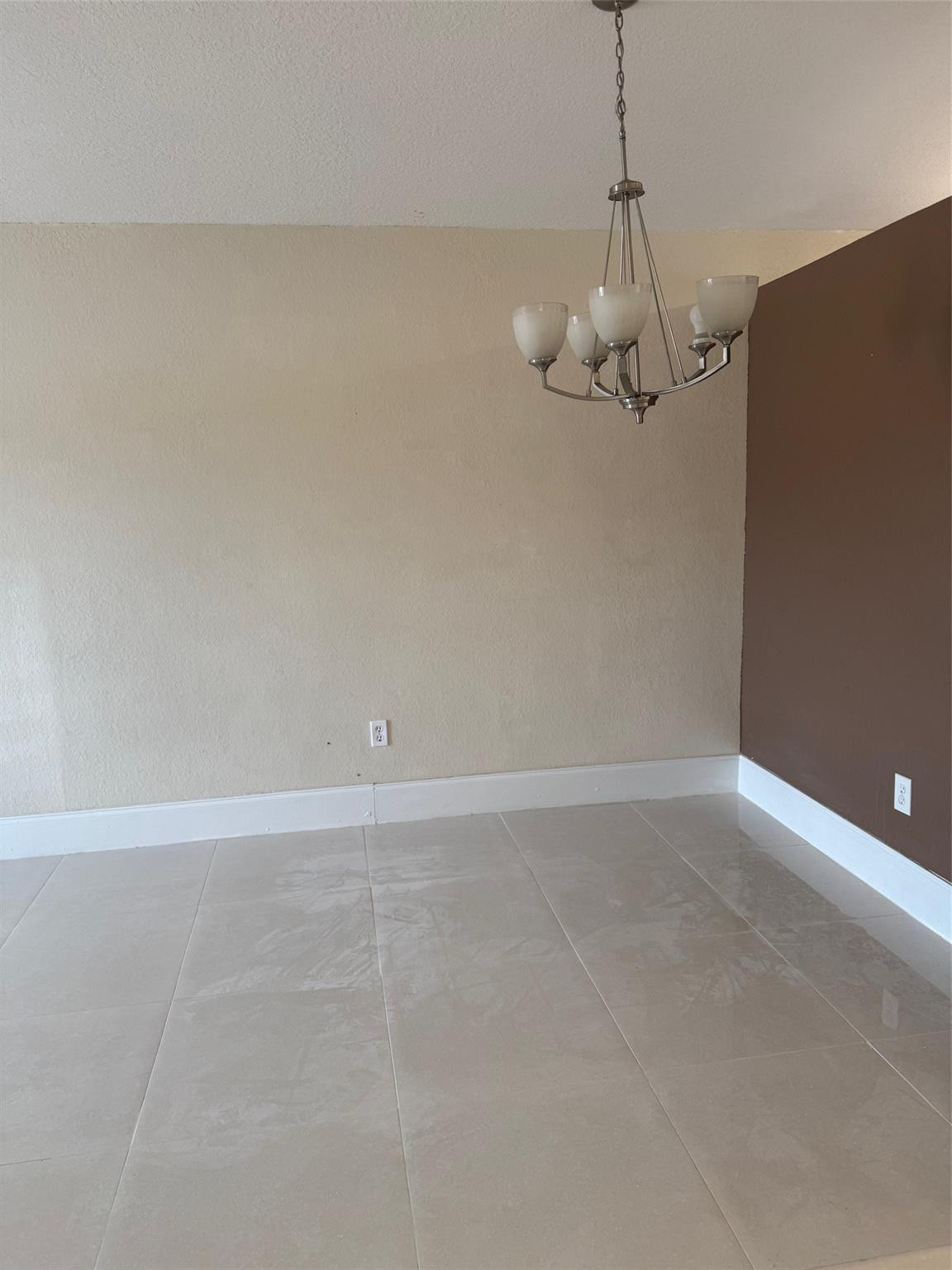 7556 Northwest 173rd Street Hialeah, FL 33015 - Photo 8 of 10 Photo 8