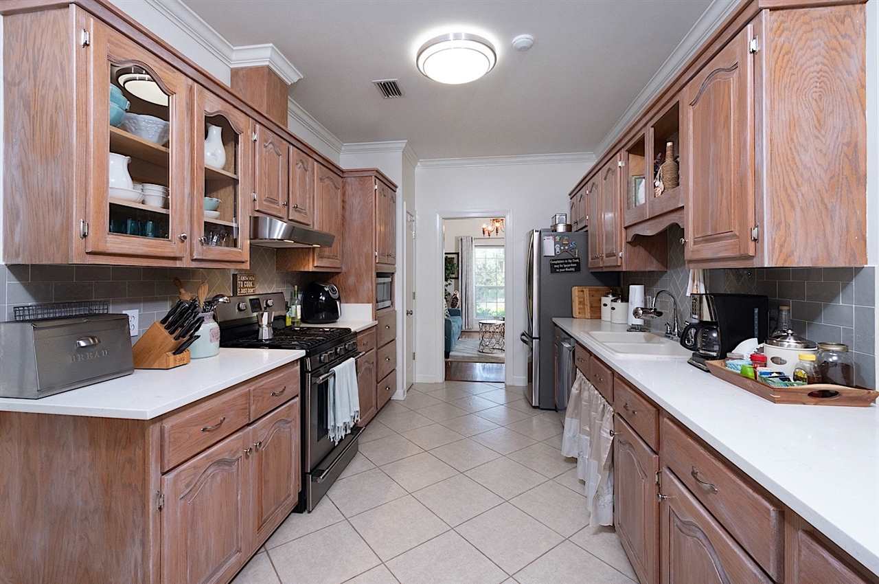 108 Lakeridge Drive Fairhope, AL 36532 - Photo 7 of 22