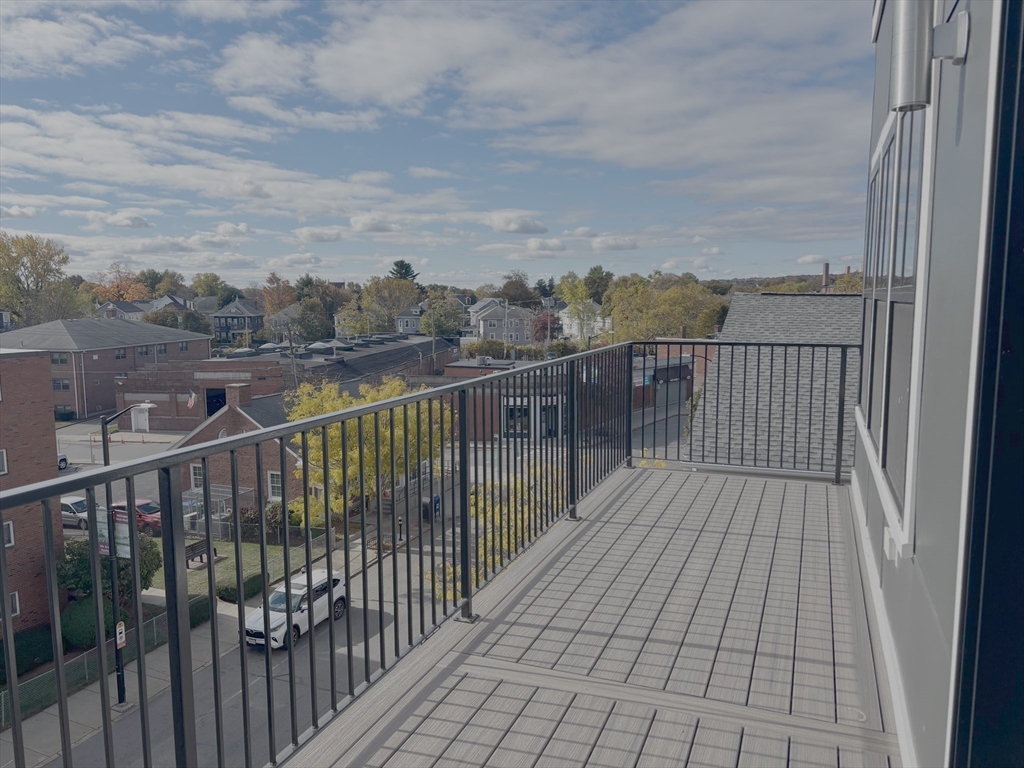 421 High Street, Unit TH308 Medford, MA 02155 - Photo 15 of 32