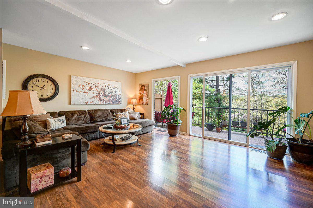 157 Merion Lane Reading, PA 19607 - Photo 12 of 41 Gallery Image 12