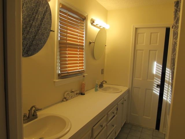 3227 Alvin Kirby Road Timmonsville, SC 29161 - Photo 35 of 77