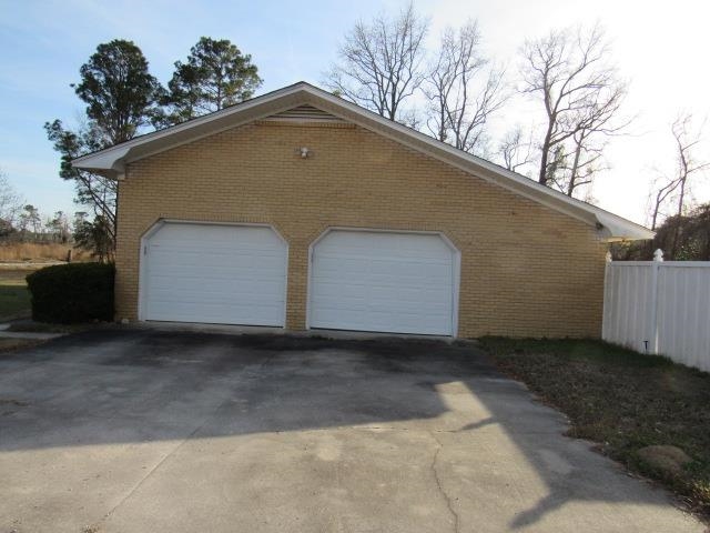 3227 Alvin Kirby Road Timmonsville, SC 29161 - Photo 4 of 77