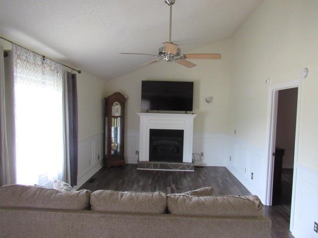 3227 Alvin Kirby Road Timmonsville, SC 29161 - Photo 9 of 77