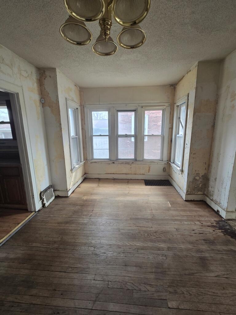 631 Johnson Street Gary, IN 46402 - Photo 12 of 40 768x1024