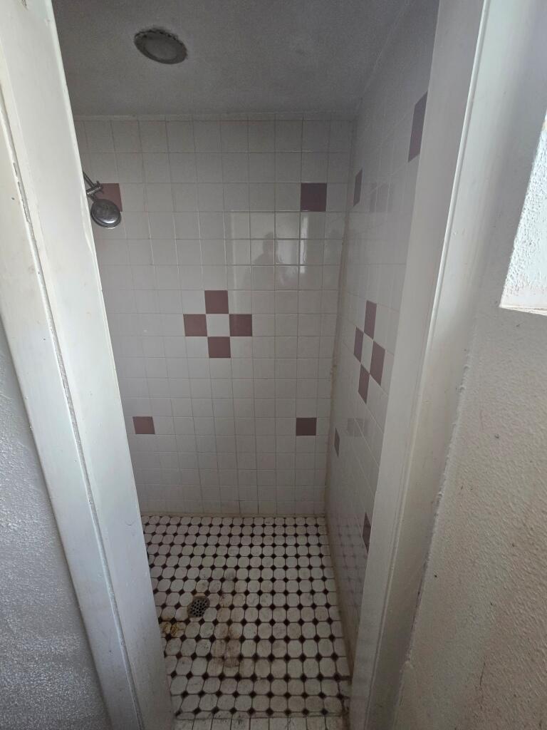 631 Johnson Street Gary, IN 46402 - Photo 39 of 40 768x1024