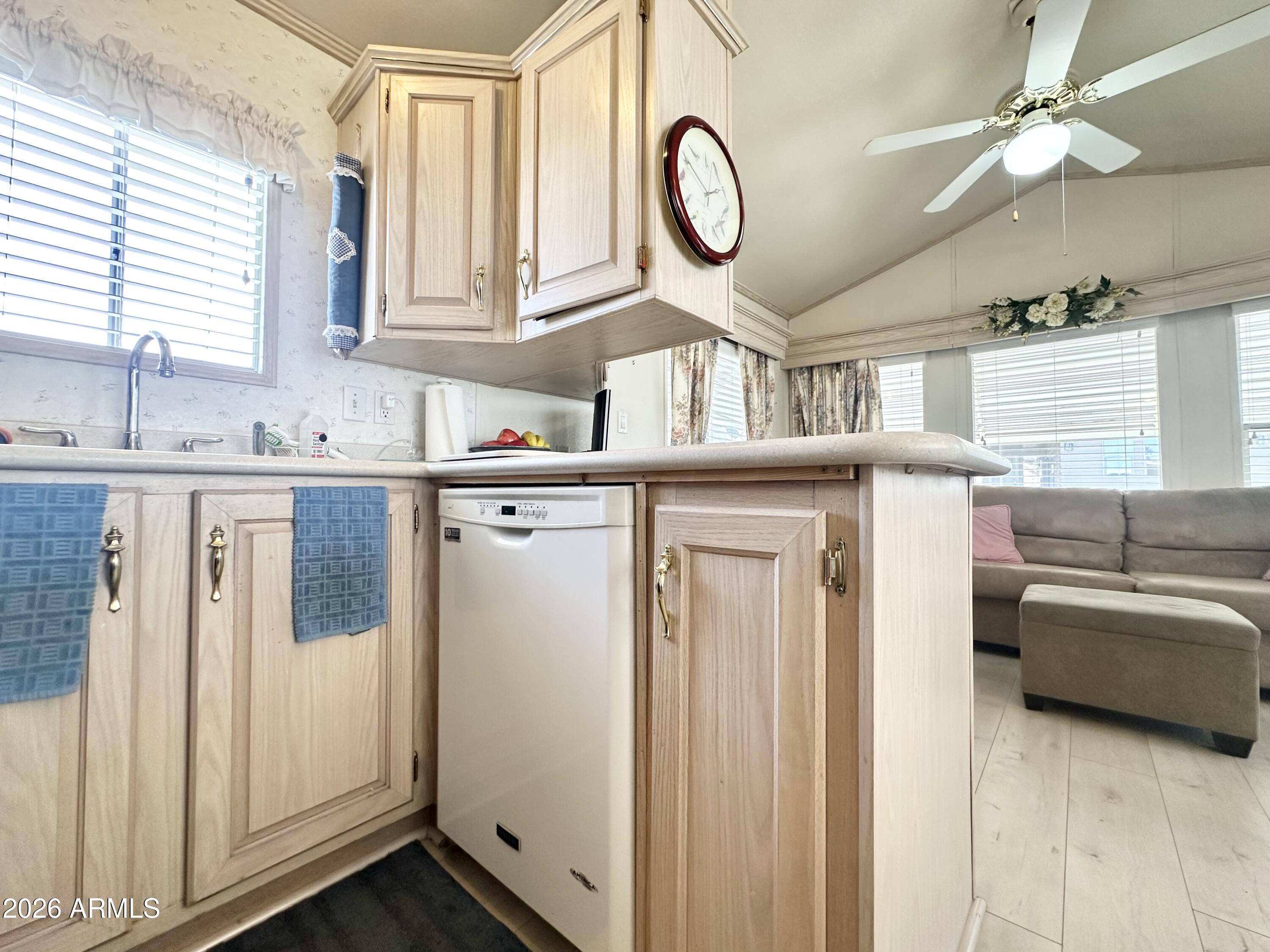 111 South Greenfield Road, Unit 603 Mesa, AZ 85206 - Photo 20 of 61