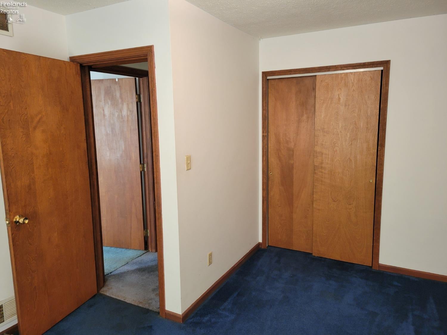 4401 Napoleon Road Fremont, OH 43420 - Photo 12 of 29 Gallery Image 12