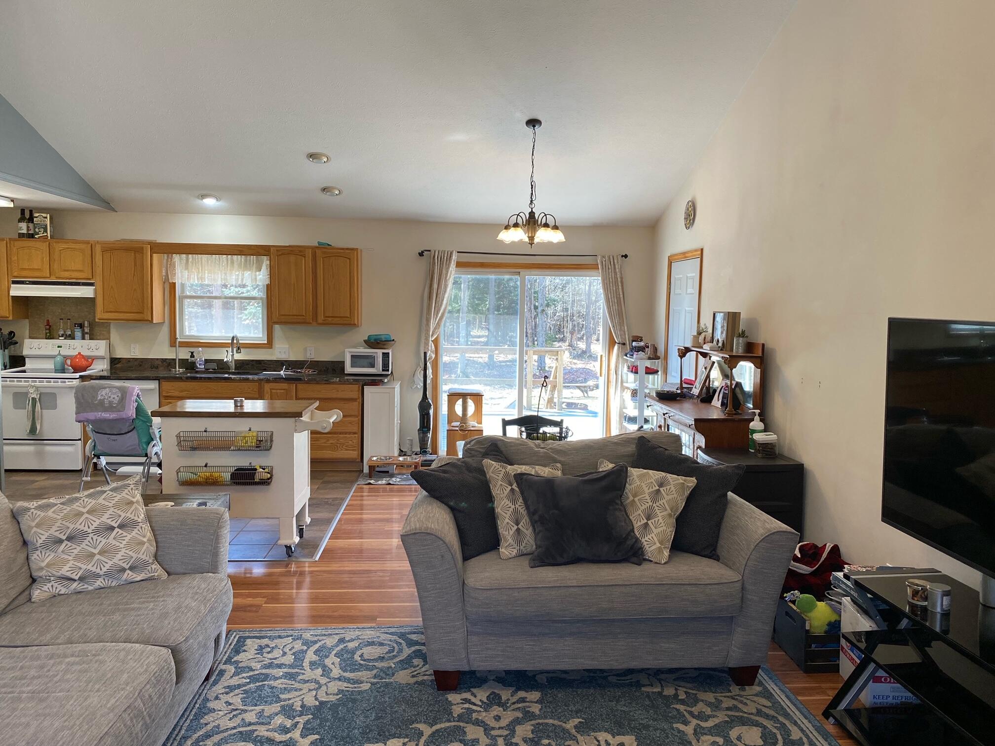 4810 East 28 Road Cadillac, MI 49601 - Photo 6 of 35 living room