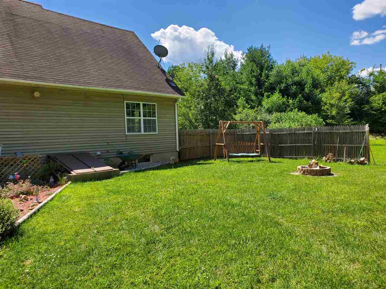 4930 Tyrrell Road Owosso, MI 48867 - Photo 17 of 18 50020305-17.JPG