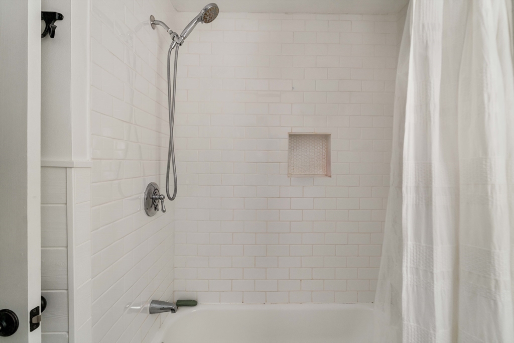 6 Tina Road Milford, MA 01757 - Photo 10 of 20
