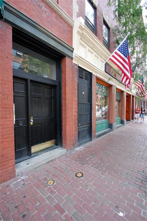 145 Charles Street, Unit 4 Boston, MA 02114 - Photo 14 of 14 a view of a building with shower