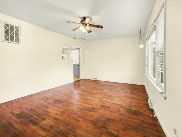 $209,900 | 2492 Wesley Avenue, Muskegon, MI 49442