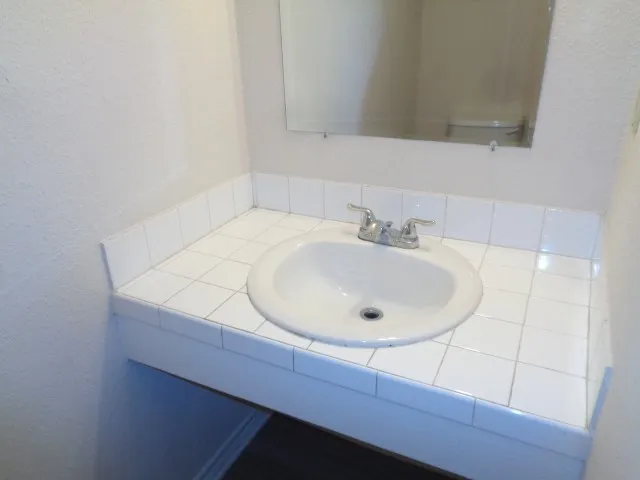 $950 | 5644 Birchmont Drive, Unit C, Houston, TX 77091