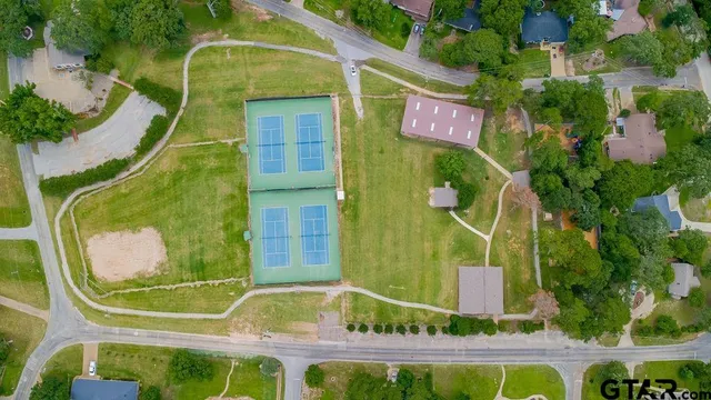a view of outdoor space with garden and entertaining space