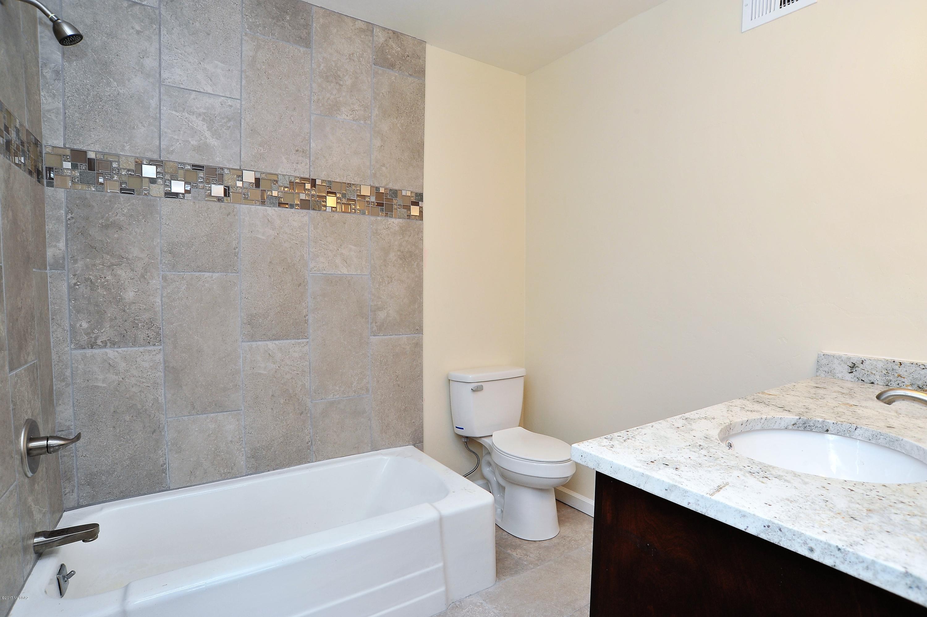 2158 East Grant Road Tucson, AZ 85719 - Photo 25 of 31