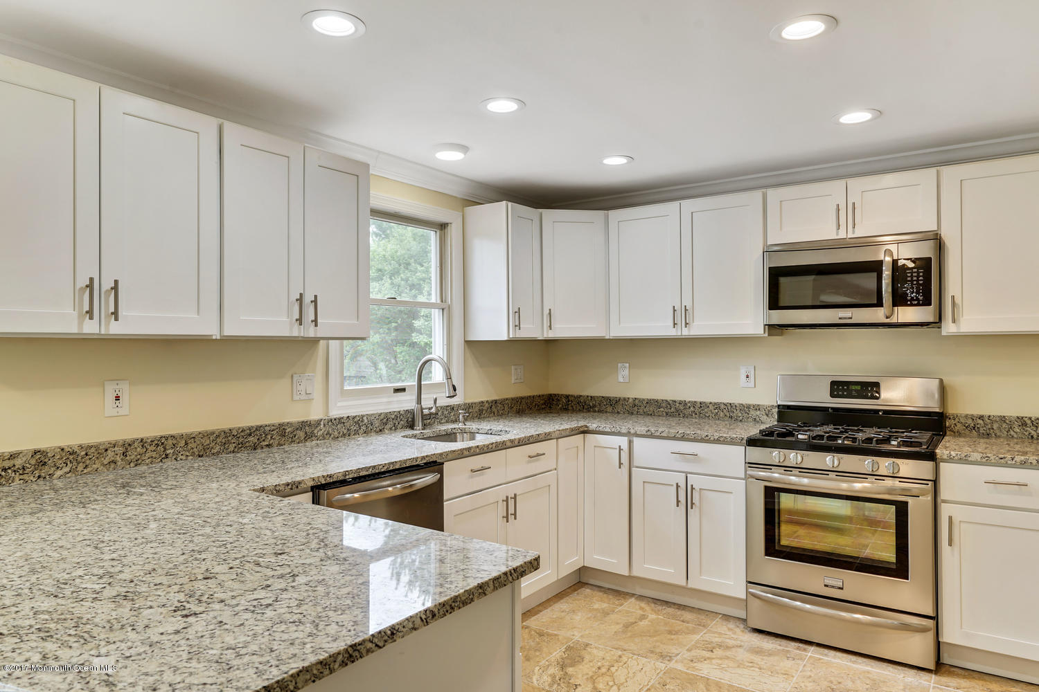 378 Bartley Road Jackson, NJ 08527 - Photo 6 of 31 New Stainless Steel Appliances