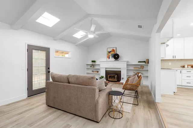 $409,000 | 1598 Beverly Avenue, Clovis, CA 93611