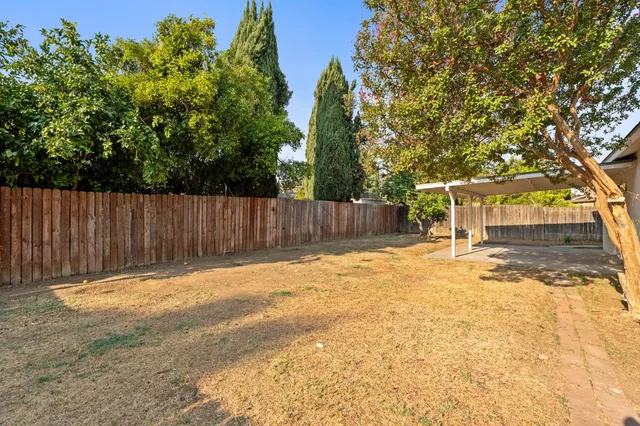 $409,000 | 1598 Beverly Avenue, Clovis, CA 93611