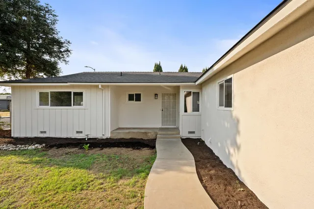 $409,000 | 1598 Beverly Avenue, Clovis, CA 93611